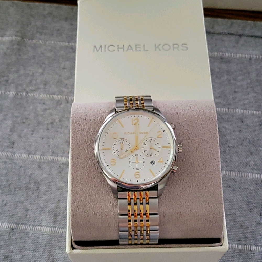 Michael kors watch